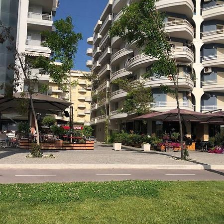 Ari'S Apartment Vlore Ngoại thất bức ảnh