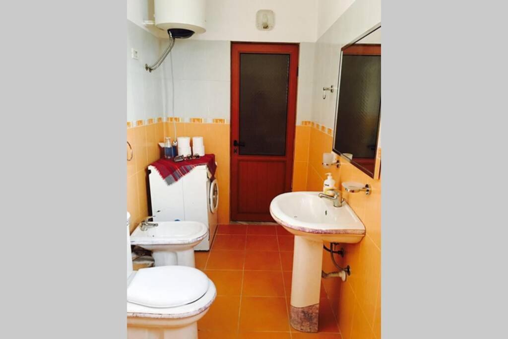 Ari'S Apartment Vlore Ngoại thất bức ảnh
