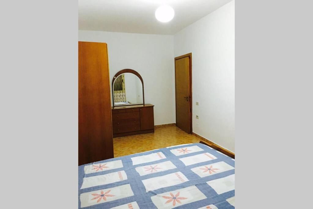 Ari'S Apartment Vlore Ngoại thất bức ảnh